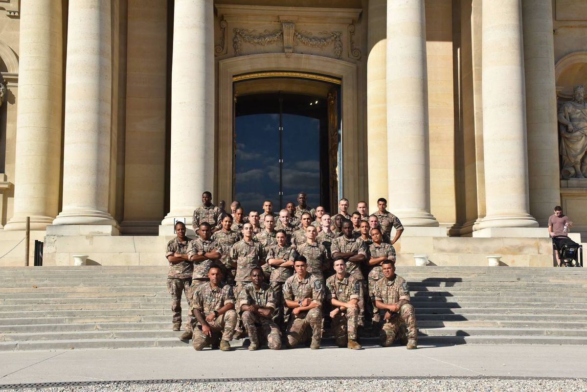 Photo de groupe d'un détachement du régiment