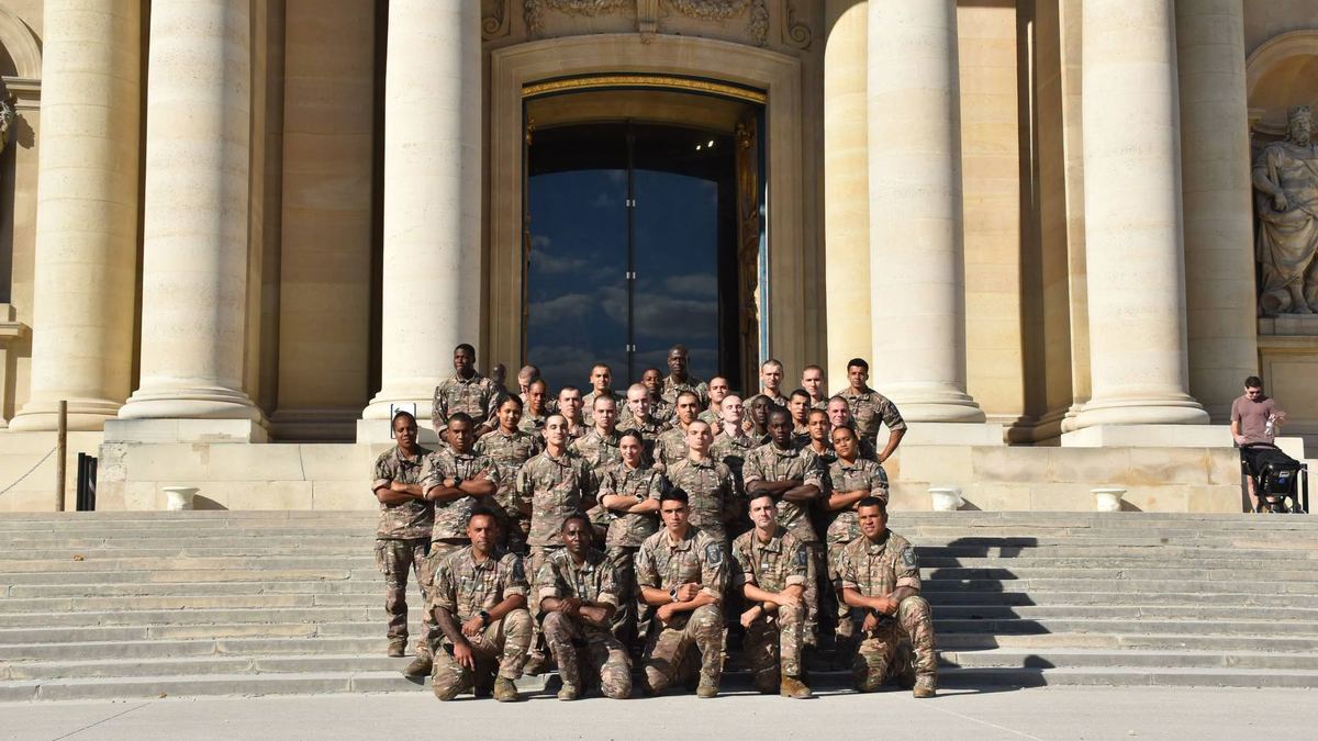Une compagnie, un esprit de corps